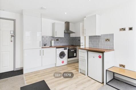 Kitchen / Living area
