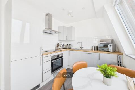 Kitchen/Living area