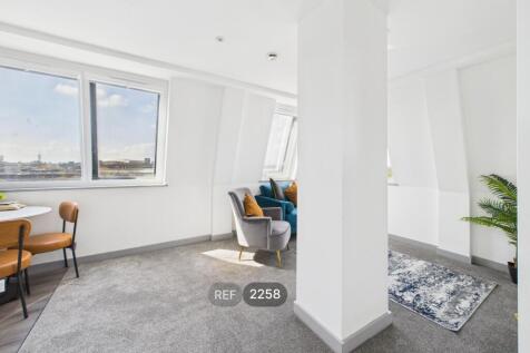 Kitchen/Living area