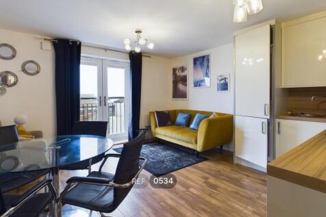 Kitchen &amp; Living area