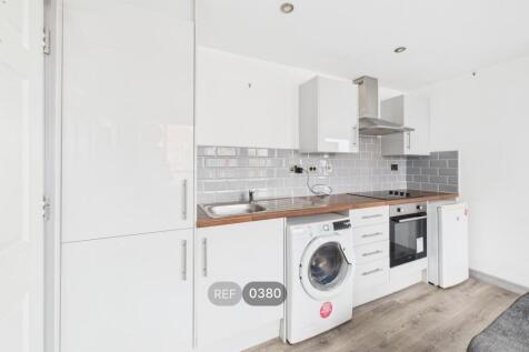 Kitchen / Living room