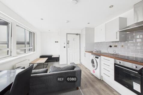 Kitchen / Living room