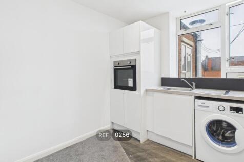 Kitchen/Living area