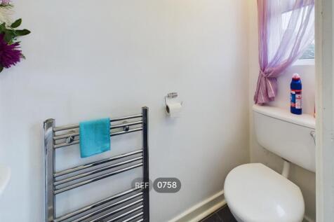 Utility room &amp; WC