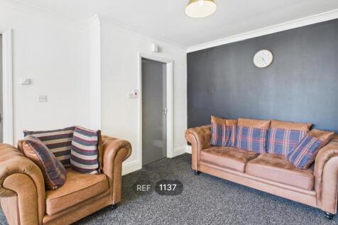 Kitchen / Living area