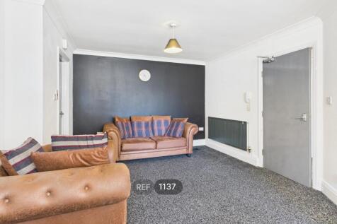 Kitchen / Living area
