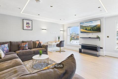 Kitchen / Living area