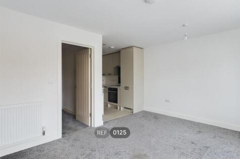 Kitchen &amp; Living area