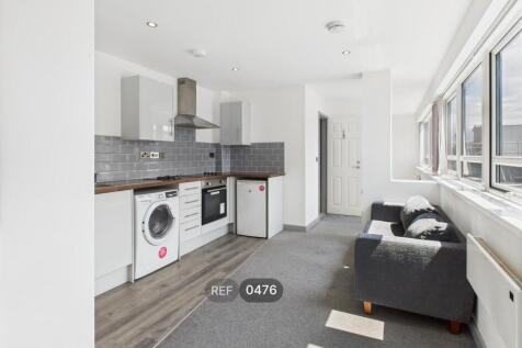 Kitchen & Living area