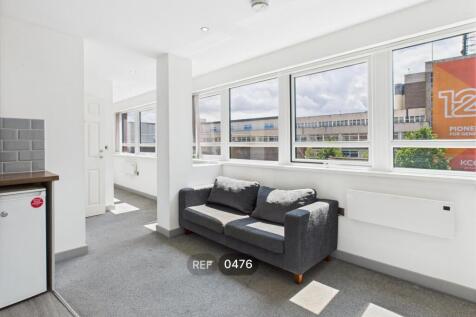 Kitchen & Living area