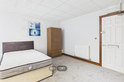 Bedroom &amp; Living Space