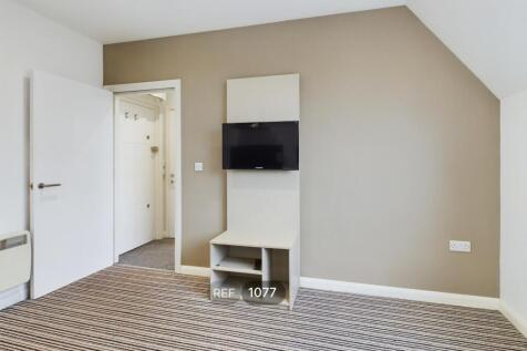 Kitchen &amp; Living area