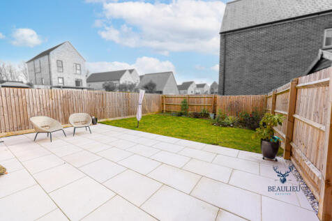 Property Image 4