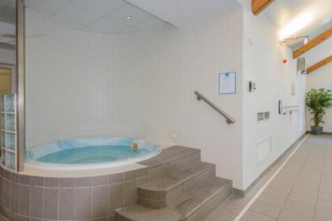 spa pool