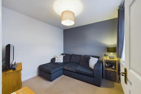 bedroom four/study