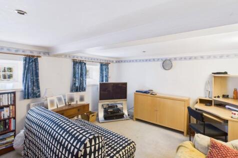 snug/playroom