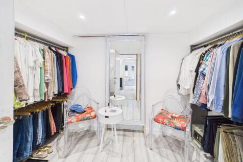 dressing room