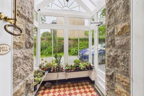 entrance porch