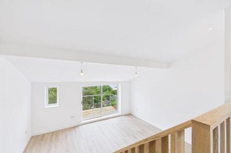 kitchen to lounge/diner