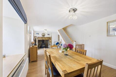 dining/living room