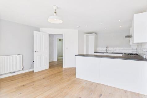 kitchen/living area