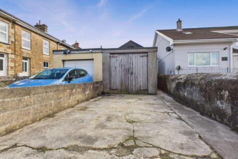 garage/parking