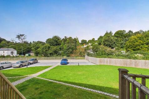 Parking/garden