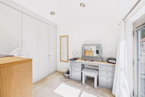 Dressing room/Bedroom