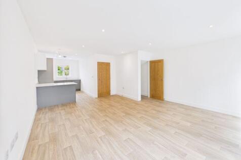 kitchen/living area