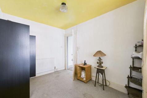 ground floor bedroom