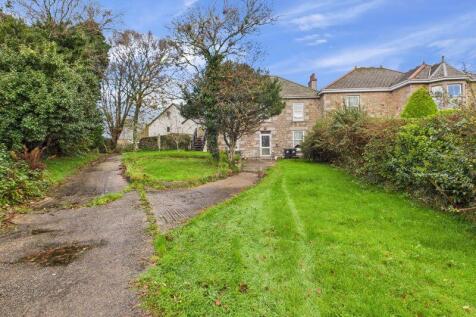 garden and elevation