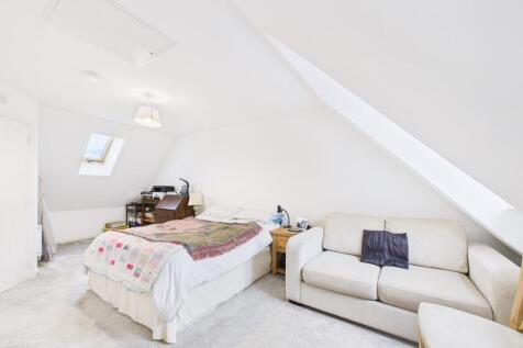 Principal bedroom one