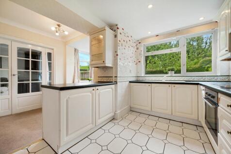 Kitchen / Breakfast Room