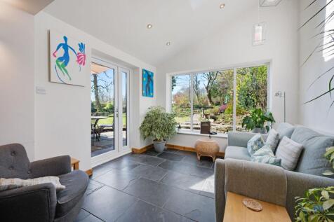 Dining/Living Area