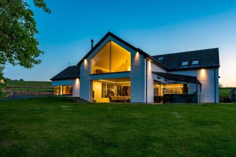 Twilight Front of House
