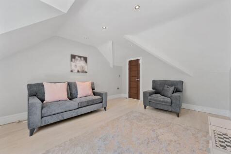 Lounge/Bedroom