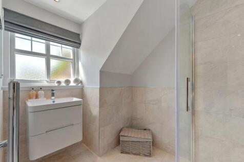 Bedroom Five En-Suite