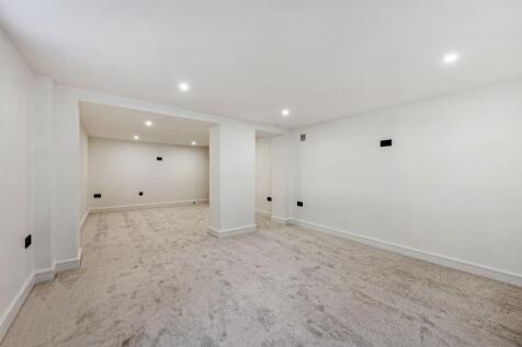 Cinema / Games Room