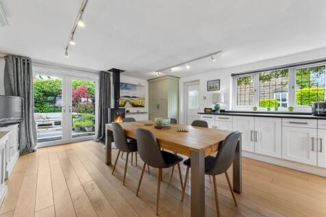 Kitchen/Family Room