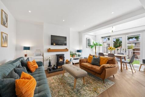 Kitchen / Family Room