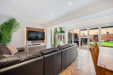 Open Plan Kitchen Diner Living Room