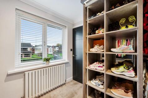 Dressing Room / Bedroom 4