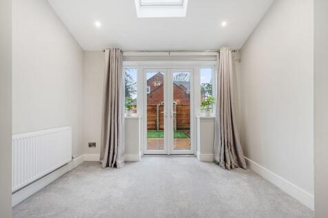 Open Plan Family/Dining Room