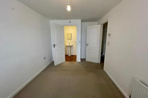 57df4de9-5f74-4bb...