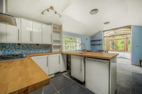 The Cottage - Kitchen