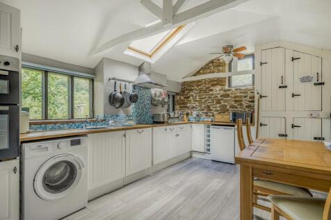 The Barn - Kitchen