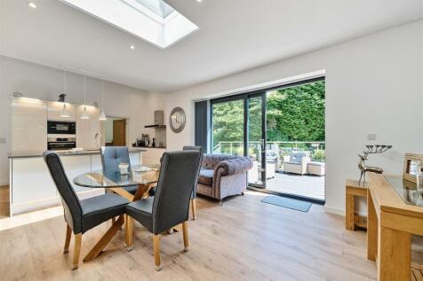 Kitchen/Dining out to Decking