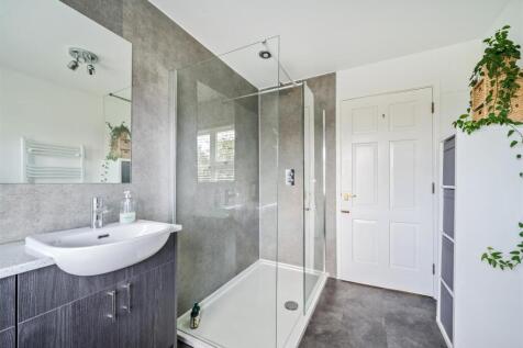 Master En-suite