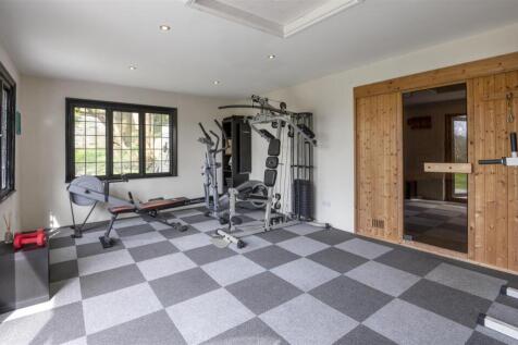 Garden House / Gym