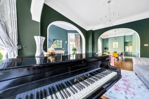 Drawing Room